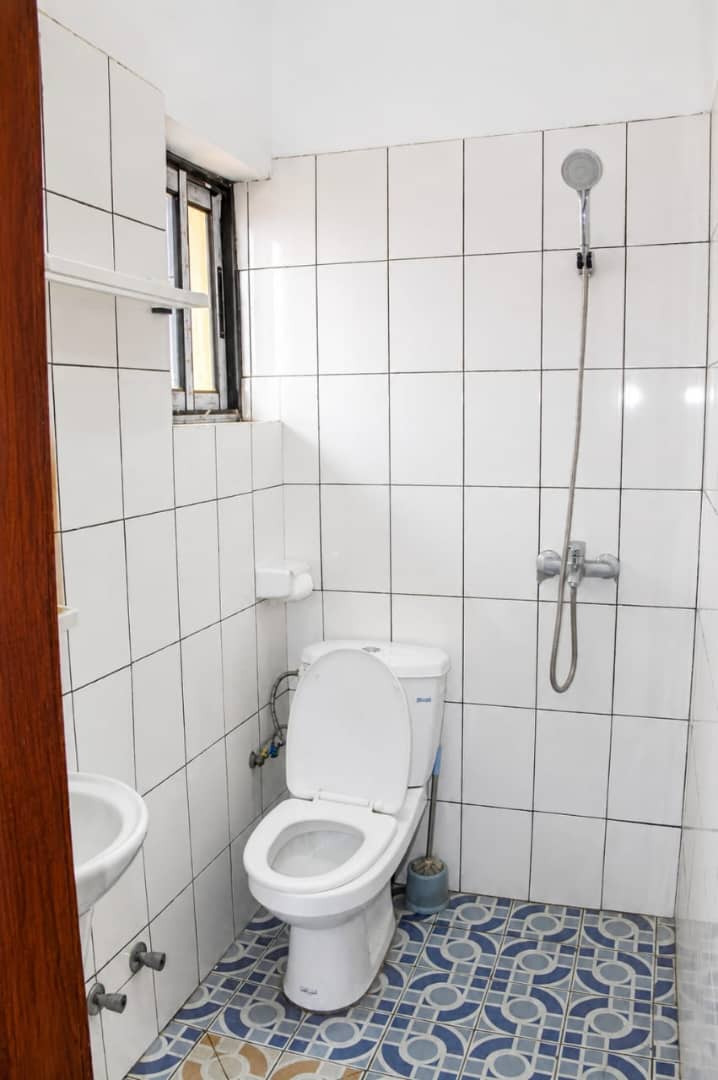Chambre 5 - Hôtel Fokam Yaoundé