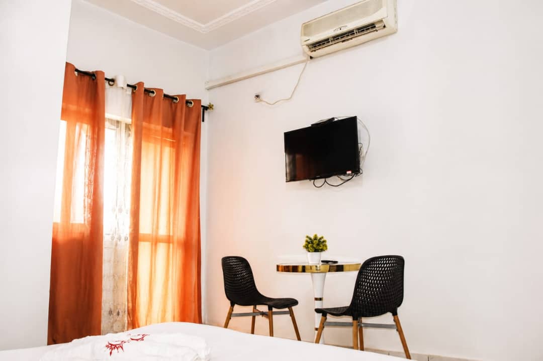 Chambre 5 - Hôtel Fokam Yaoundé